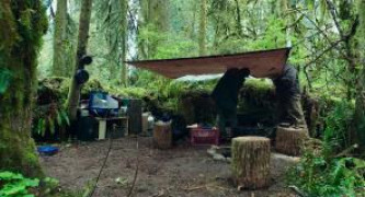 Кадр з фільму Не залишай слідів