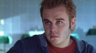 Кадр з фільму Вихід у рай