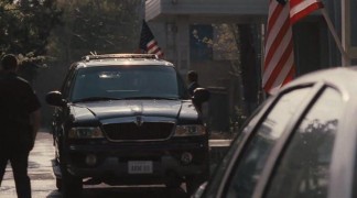 Кадр з фільму Чорний грім