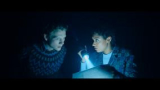 Кадр з фільму Магічні двері