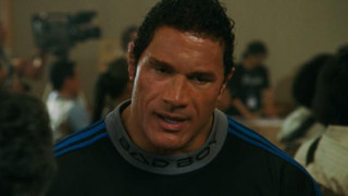 Кадр з фільму Незламний