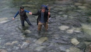 Кадр з фільму Місце аварії: сім'я в небезпеці