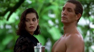 Кадр з фільму Небесні в'язні