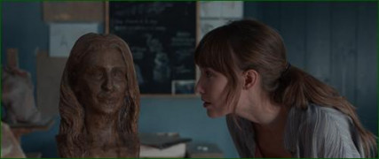 Кадр з фільму Спляча