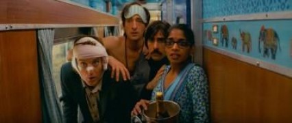 Кадр з фільму Поїзд до Дарджилінґа