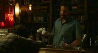 Кадр з фільму Ніжний бар