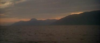 Кадр з фільму Лох-Несс