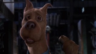 Кадр з фільму Скубі-Ду