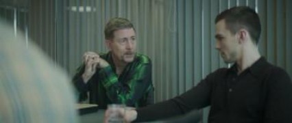 Кадр з фільму Убий своїх друзів