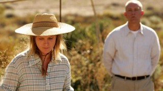 Кадр з фільму Безчестя