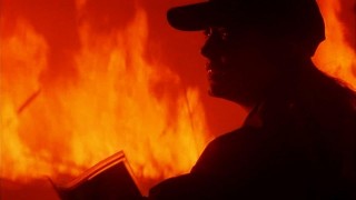 Кадр з фільму Вогняний шторм