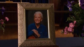 Кадр з фільму Сімейна зустріч