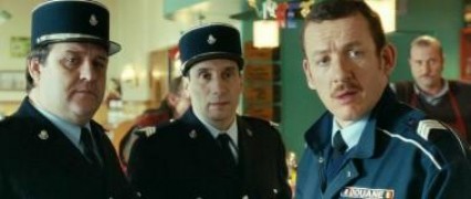 Кадр з фільму Митниця дає добро