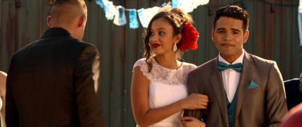 Кадр з фільму Ми помираємо молодими