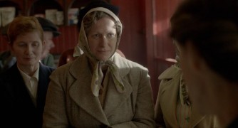 Кадр з фільму Бруклін