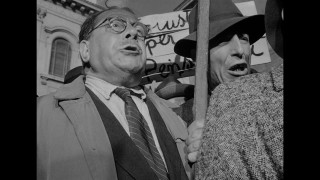 Кадр з фільму Умберто Д.