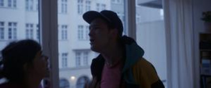 Кадр з фільму Вікторія