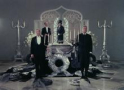 Кадр з фільму Не кажучи вже про всіх цих жінок