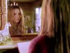 Кадр з фільму Аліса в Задзеркаллі