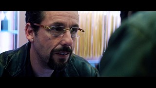 Кадр з фільму Неограновані коштовності