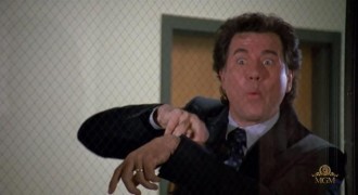 Кадр з фільму Божевільня