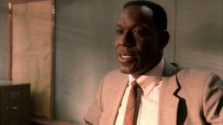 Кадр з фільму На краю Америки