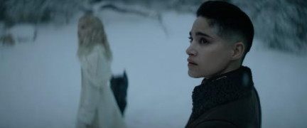 Кадр з фільму Бунтівний місяць: Частина перша - Дитя вогню