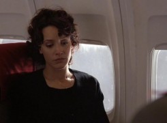 Кадр з фільму Турбулентність 2: Ті, що бояться літати