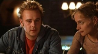 Кадр з фільму Вихід у рай