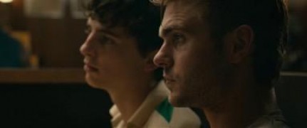 Кадр з фільму Спекотні літні ночі