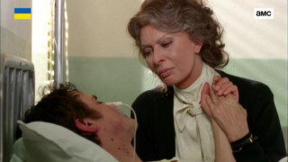 Кадр з фільму В скляному будинку