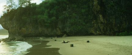 Кадр з фільму Острів чудовиськ