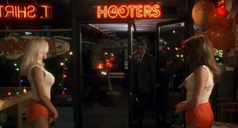 Кадр з фільму Великий тато