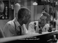 Кадр з фільму Токійська повість