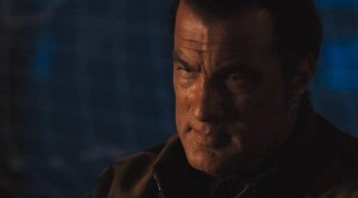 Кадр з фільму Чорний грім