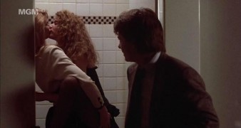 Кадр з фільму Яскраві вогні, велике місто