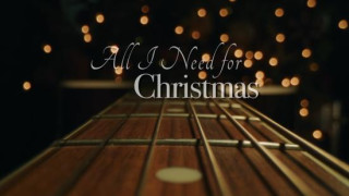 Кадр з фільму Усе, що мені потрібно на Різдво