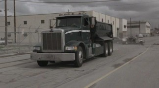 Кадр з фільму Іноземець 2: Чорний світанок