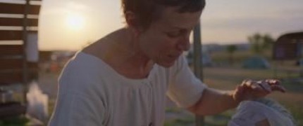 Кадр з фільму Земля кочівників