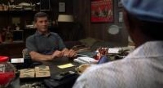 Кадр з фільму Джекі Браун