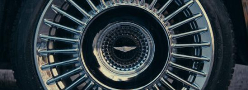 Кадр з фільму Під замком