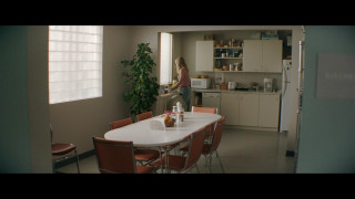 Кадр з фільму Продавці болю