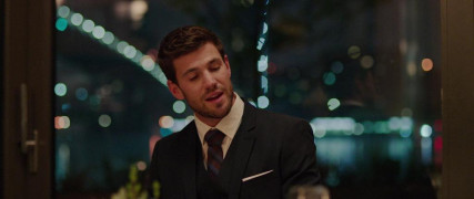 Кадр з фільму Ковтай