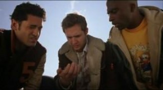 Кадр з фільму Тихі попередження