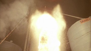 Кадр з фільму Широко крокуючи: Розплата