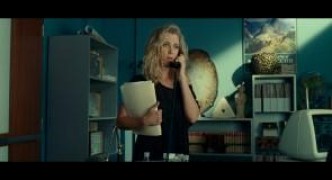 Кадр з фільму Диво-жінка 1984