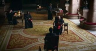 Кадр з фільму Босоніж по червоні землі