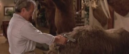 Кадр з фільму Придорожній заклад