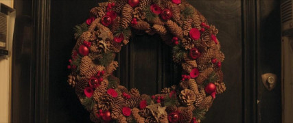 Кадр з фільму Різдво в Раю