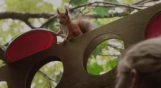 Кадр з фільму Флора і Уліс